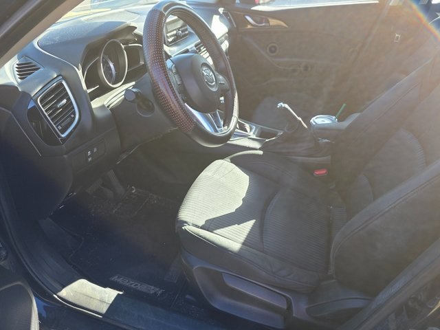 2014 Mazda Mazda3 Touring photo 3