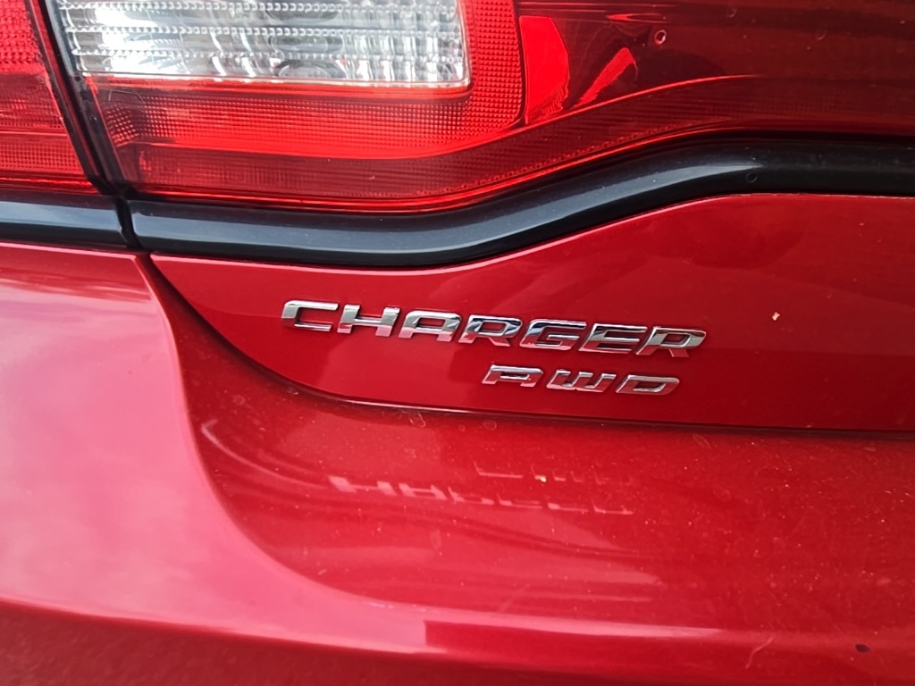 2013 Dodge Charger R/T photo 5