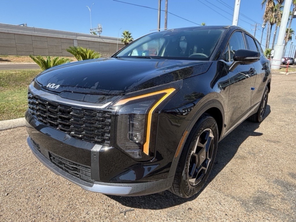 2026 Kia Sportage EX photo 3