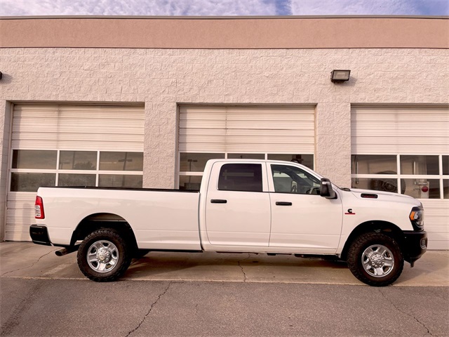 2024 RAM Ram 3500 Pickup Tradesman's photo