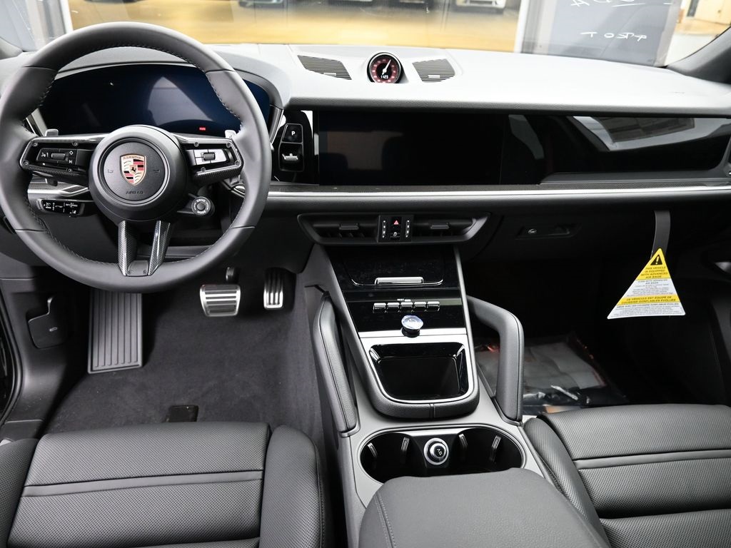 2026 Porsche Cayenne Coupe S photo 5