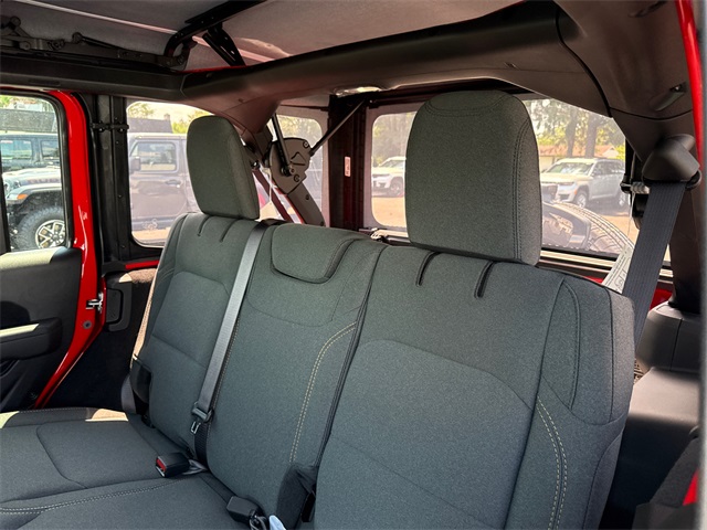 2025 Jeep Wrangler Sport S photo 4