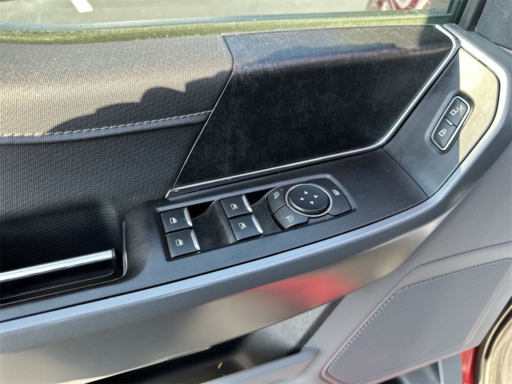 2022 Ford F-150 XLT photo 13