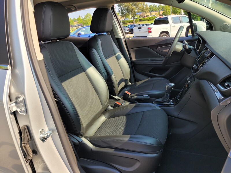 2022 Buick Encore Preferred photo 16