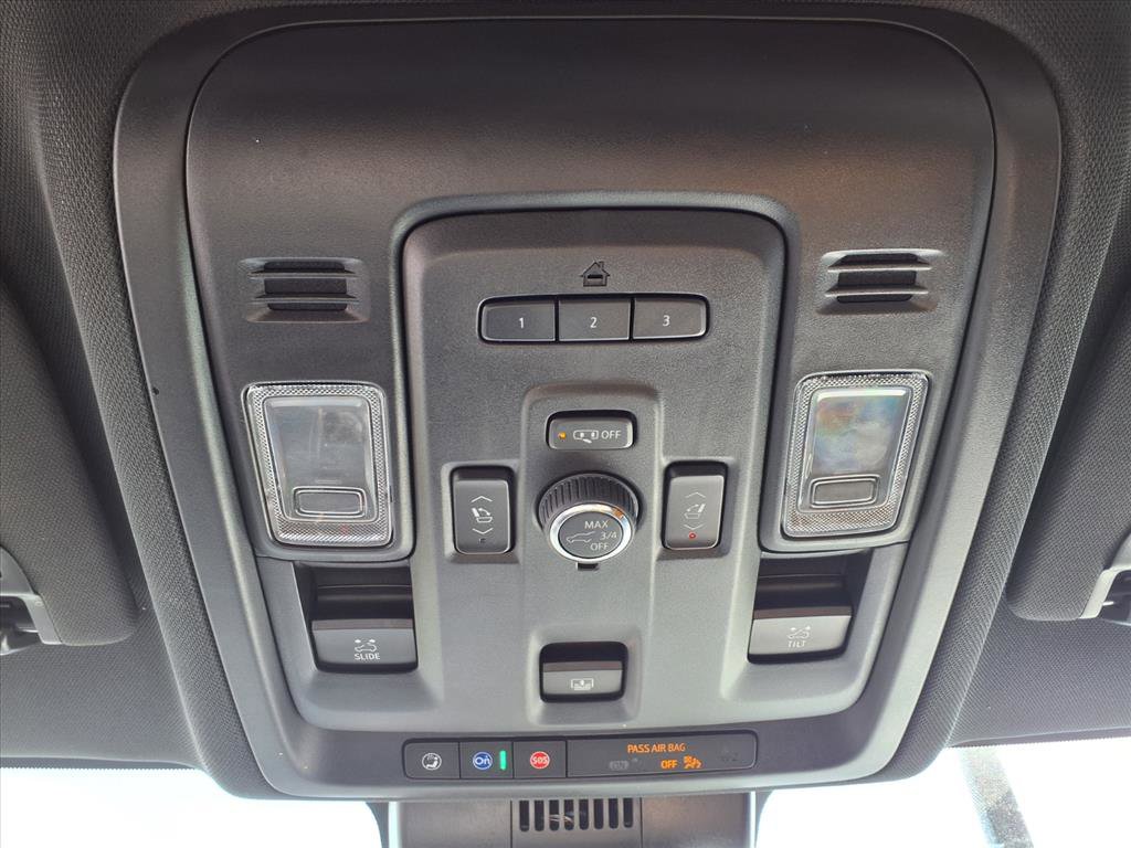 2023 Gmc Yukon SLT photo 12