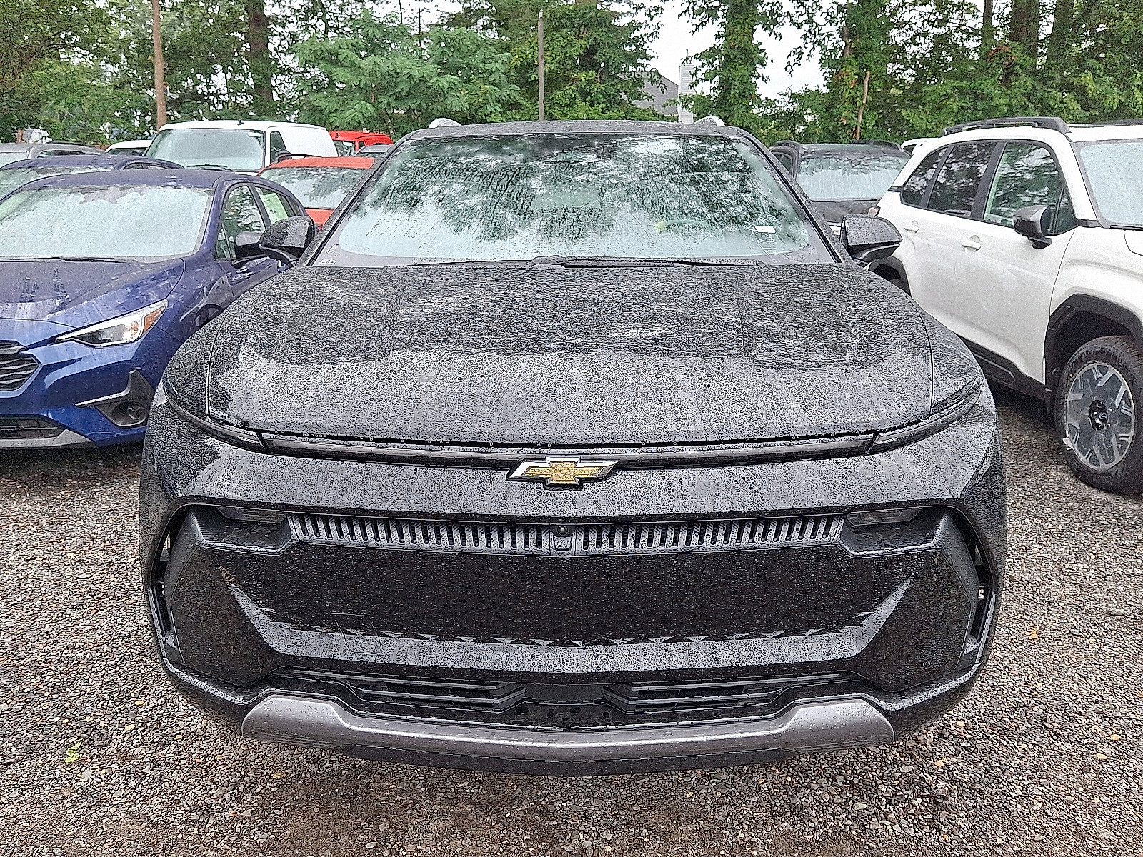 2025 Chevrolet Equinox EV 1LT photo 2