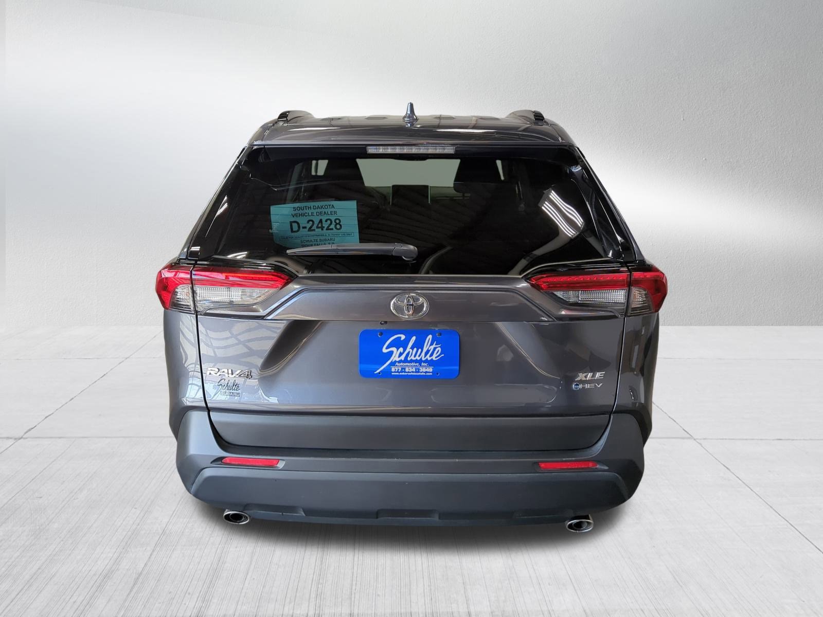 2025 Toyota RAV4 Hybrid XLE photo 6