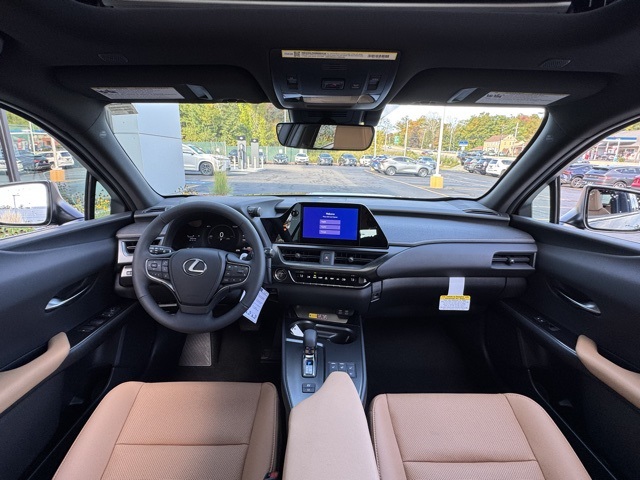 2025 Lexus UX Premium photo 11