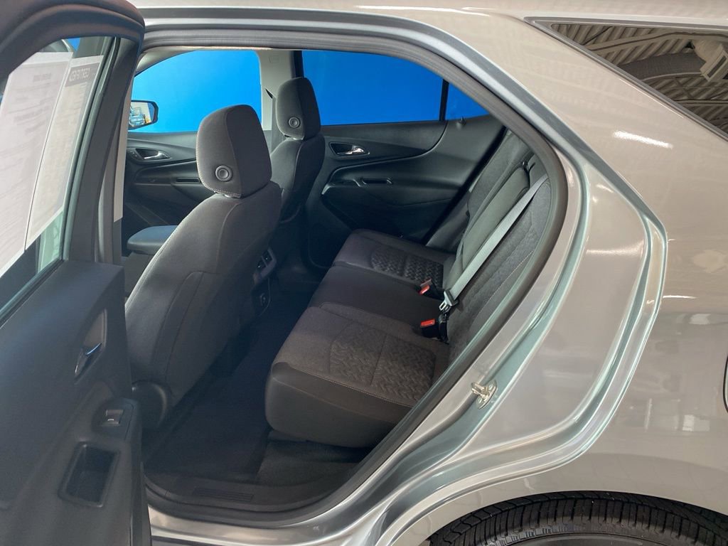 2024 Chevrolet Equinox LT photo 12