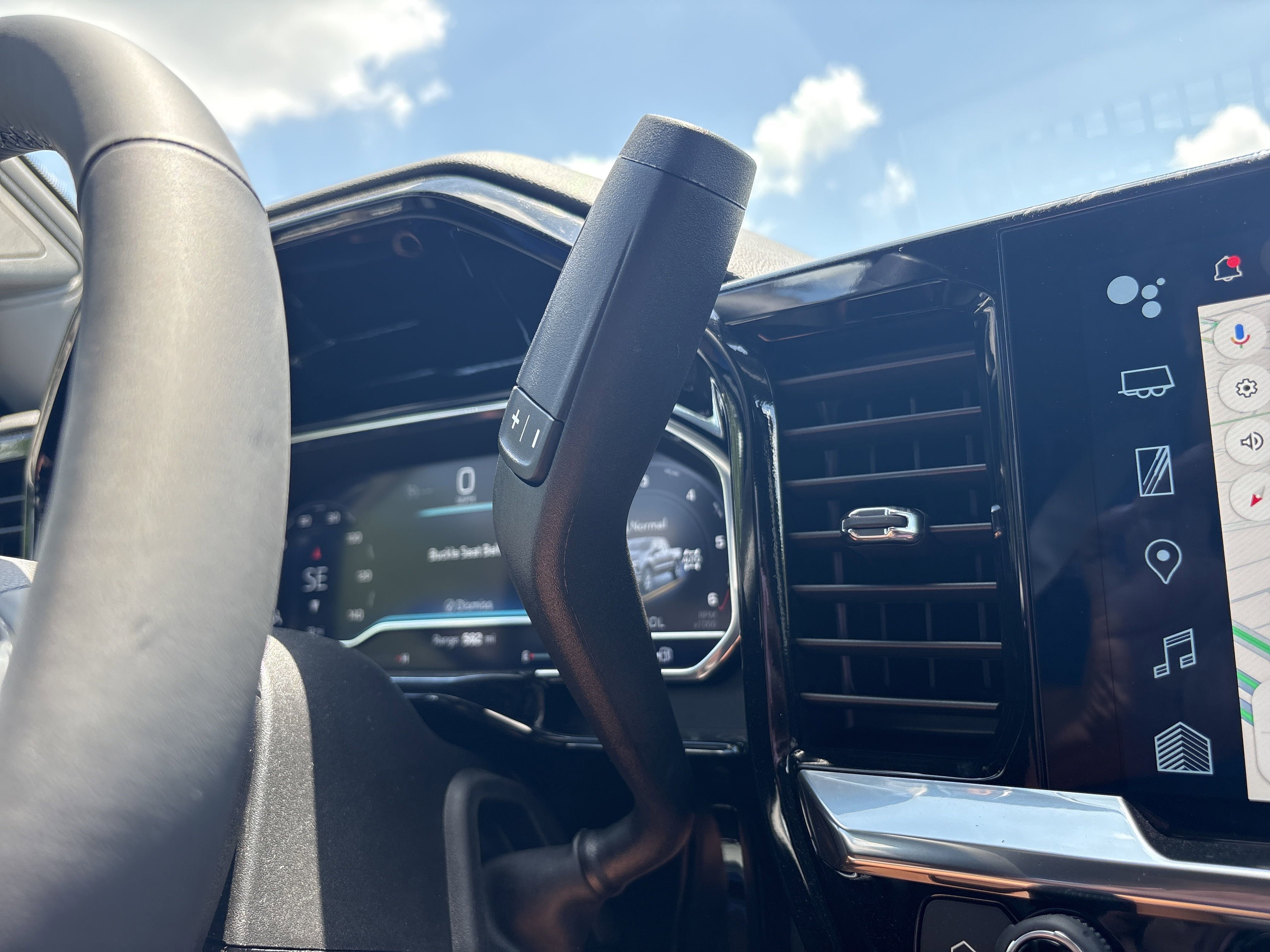 2025 Chevrolet Silverado 1500 LT photo 2