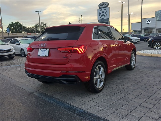 2022 Audi Q3 S line Premium Plus photo 4