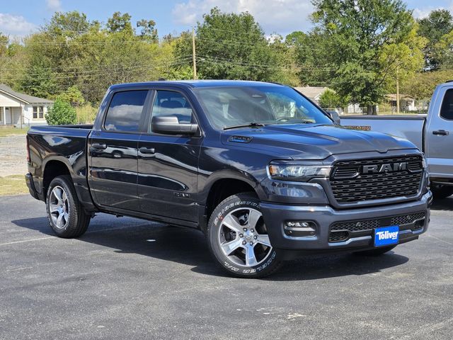 2025 Ram 1500 Tradesman photo 2