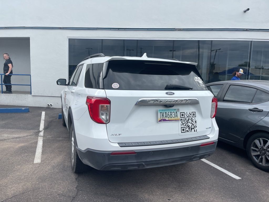 2020 Ford Explorer XLT photo 2