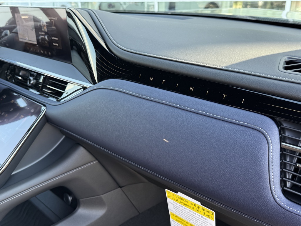 2026 Infiniti QX80 Sensory photo 23