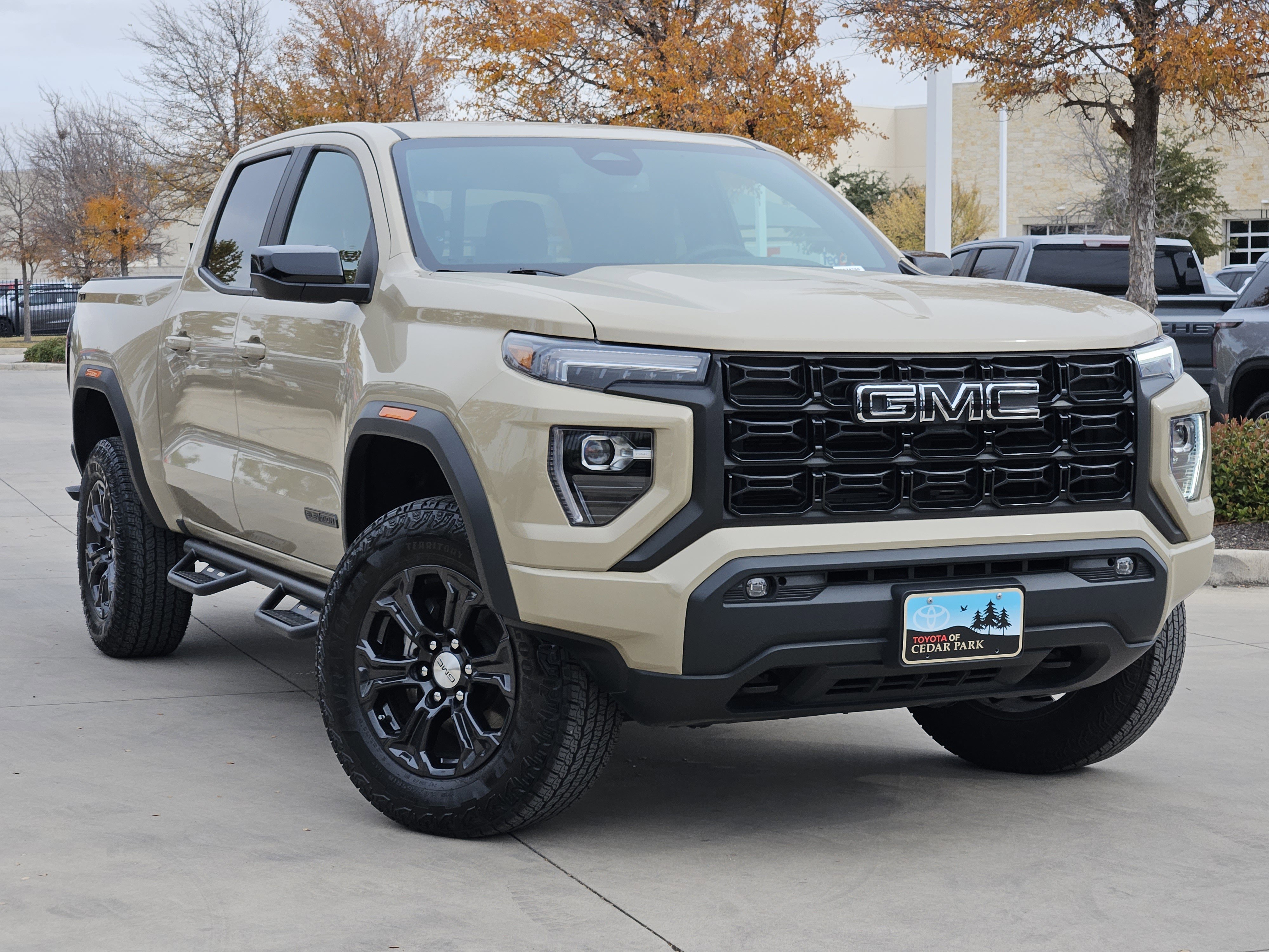 2023 GMC Canyon Elevation's photo