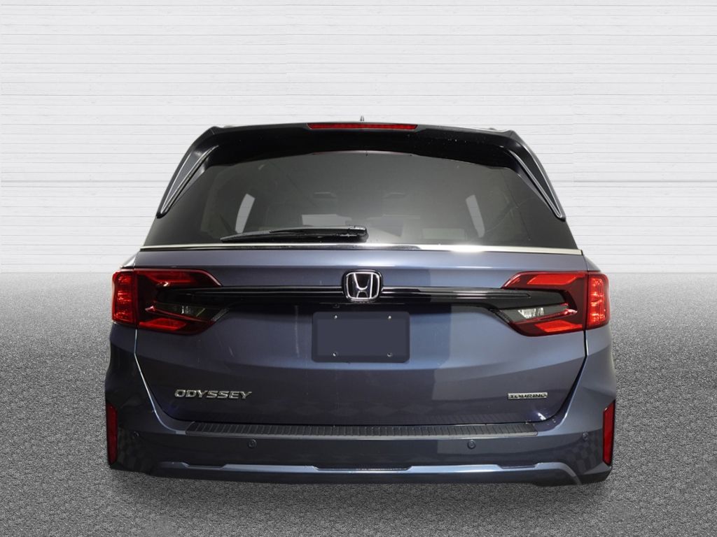 2026 Honda Odyssey Touring photo 2