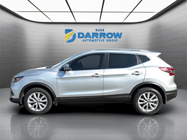 2020 Nissan Rogue Sport SV photo 2