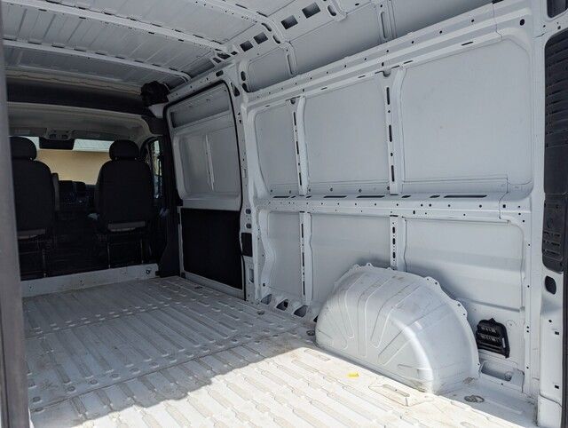 2025 Ram 3500 Tradesman photo 21