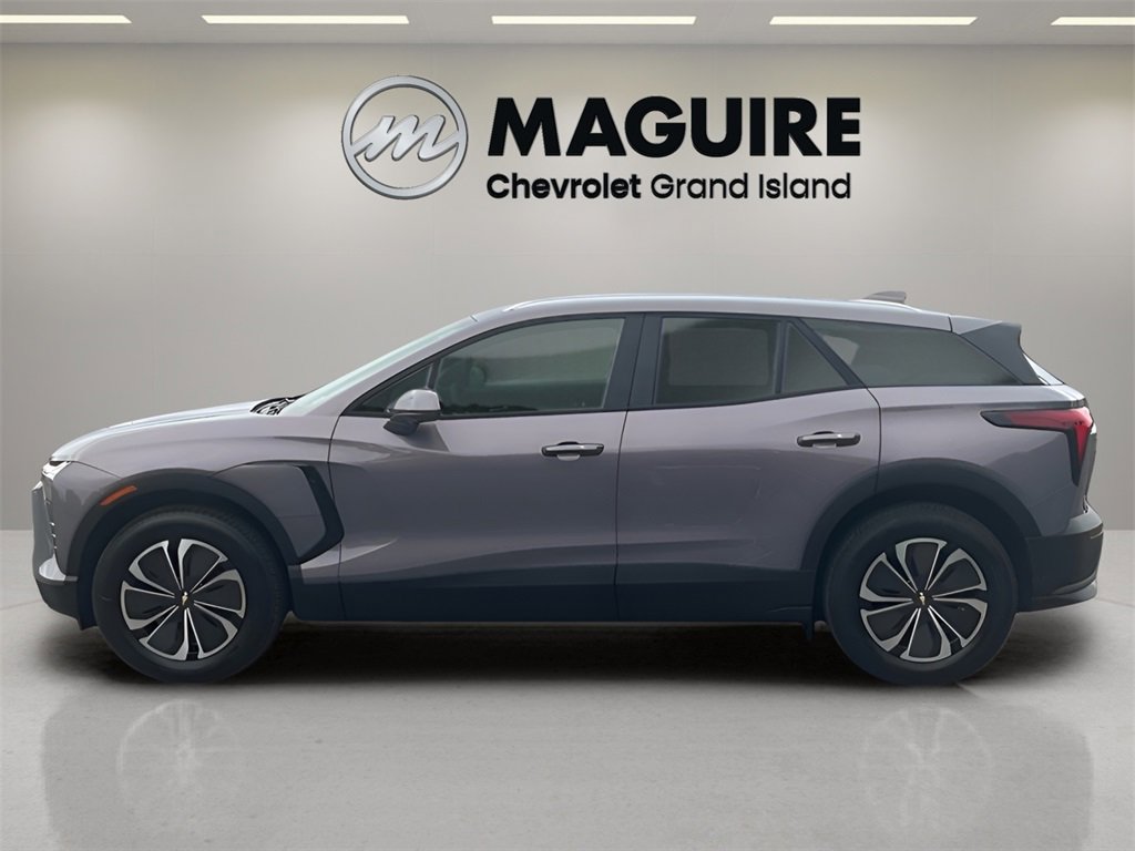 2025 Chevrolet Blazer EV photo 3