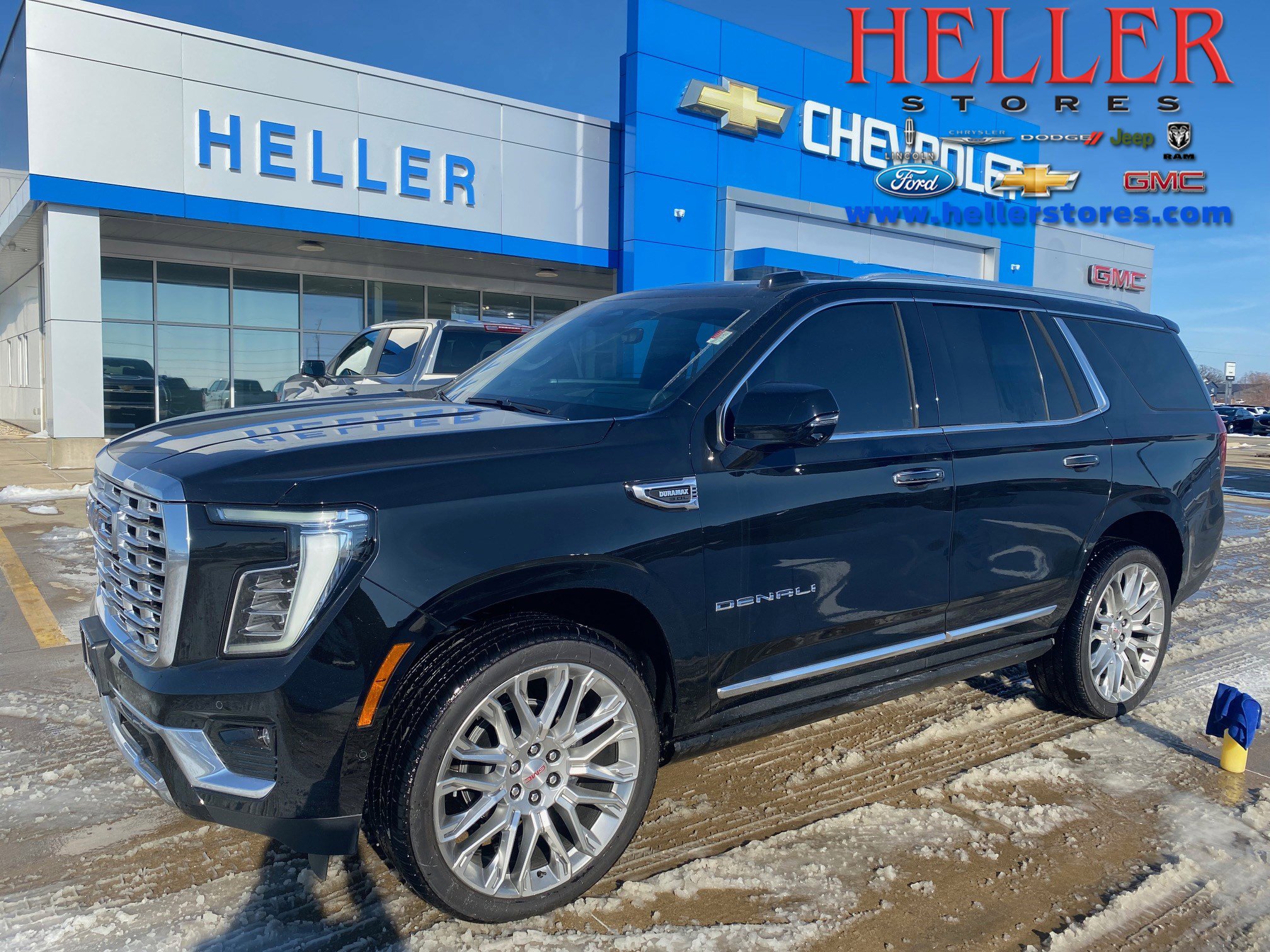 2025 GMC Yukon Denali's photo