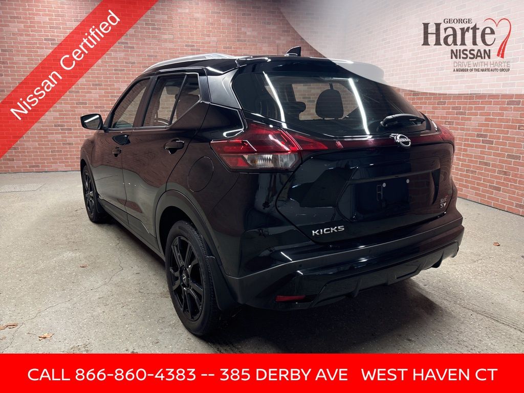 2022 Nissan Kicks SV photo 4