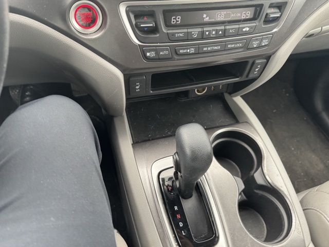2017 Honda Pilot EX-L photo 31