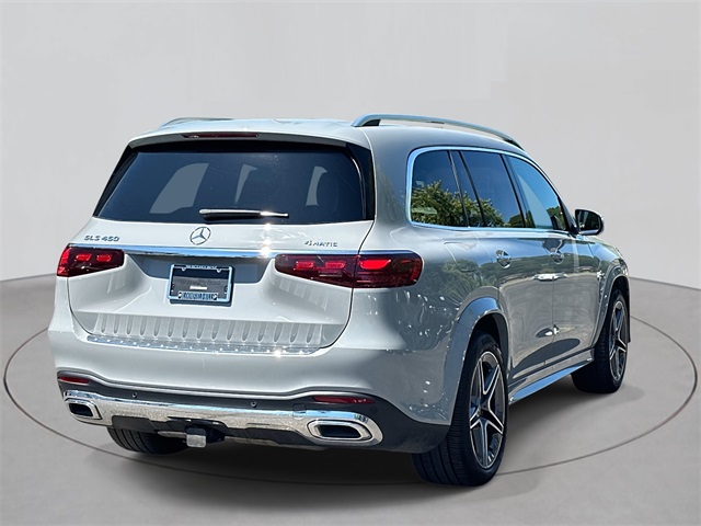 2024 Mercedes Benz GLS 450 4MATIC photo 4