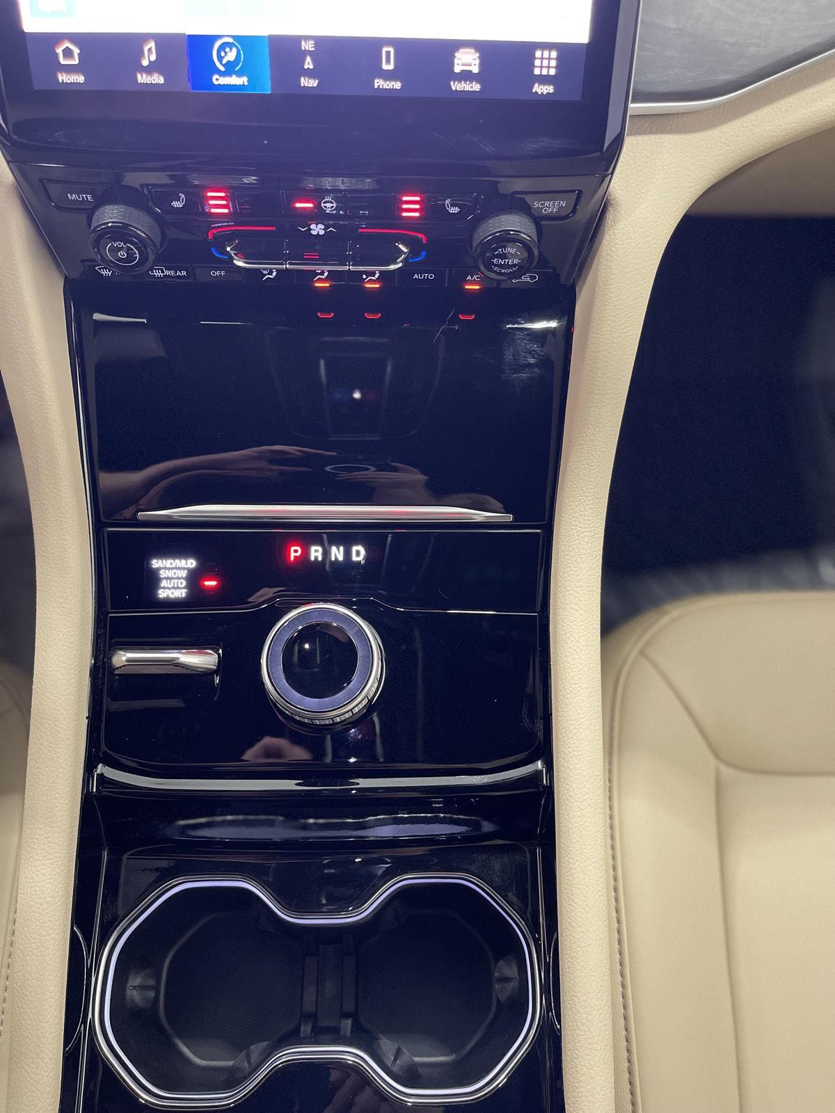 2023 Jeep Grand Cherokee Limited photo 20