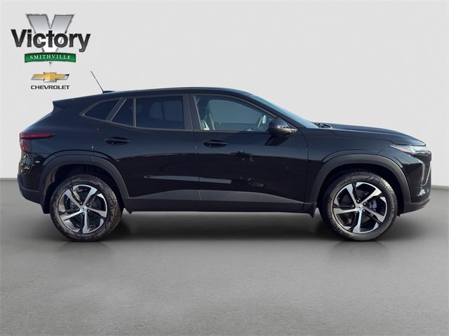 2025 Chevrolet Trax photo 7