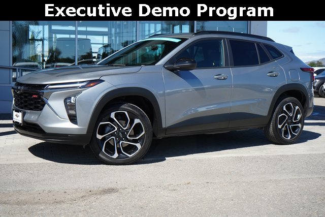 2025 Chevrolet Trax photo 4