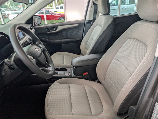 2022 Ford Escape S photo 6