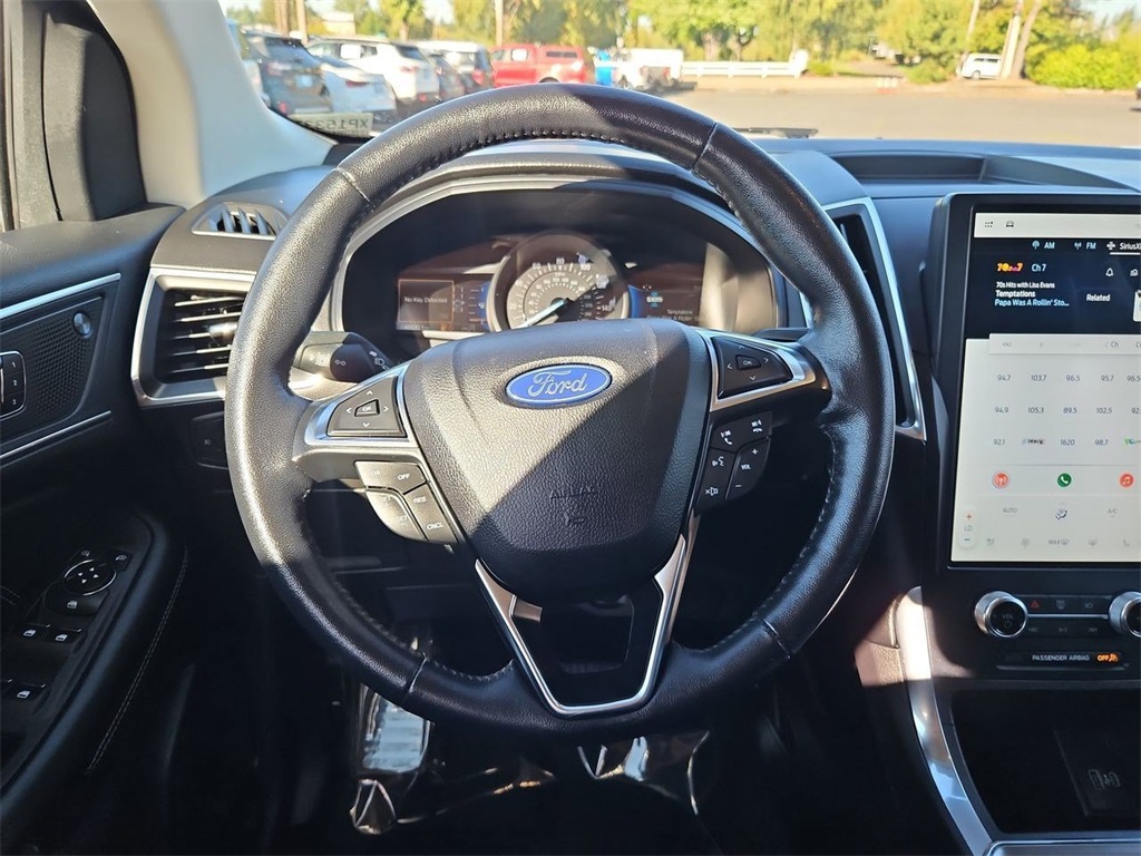 2023 Ford Edge Titanium photo 13