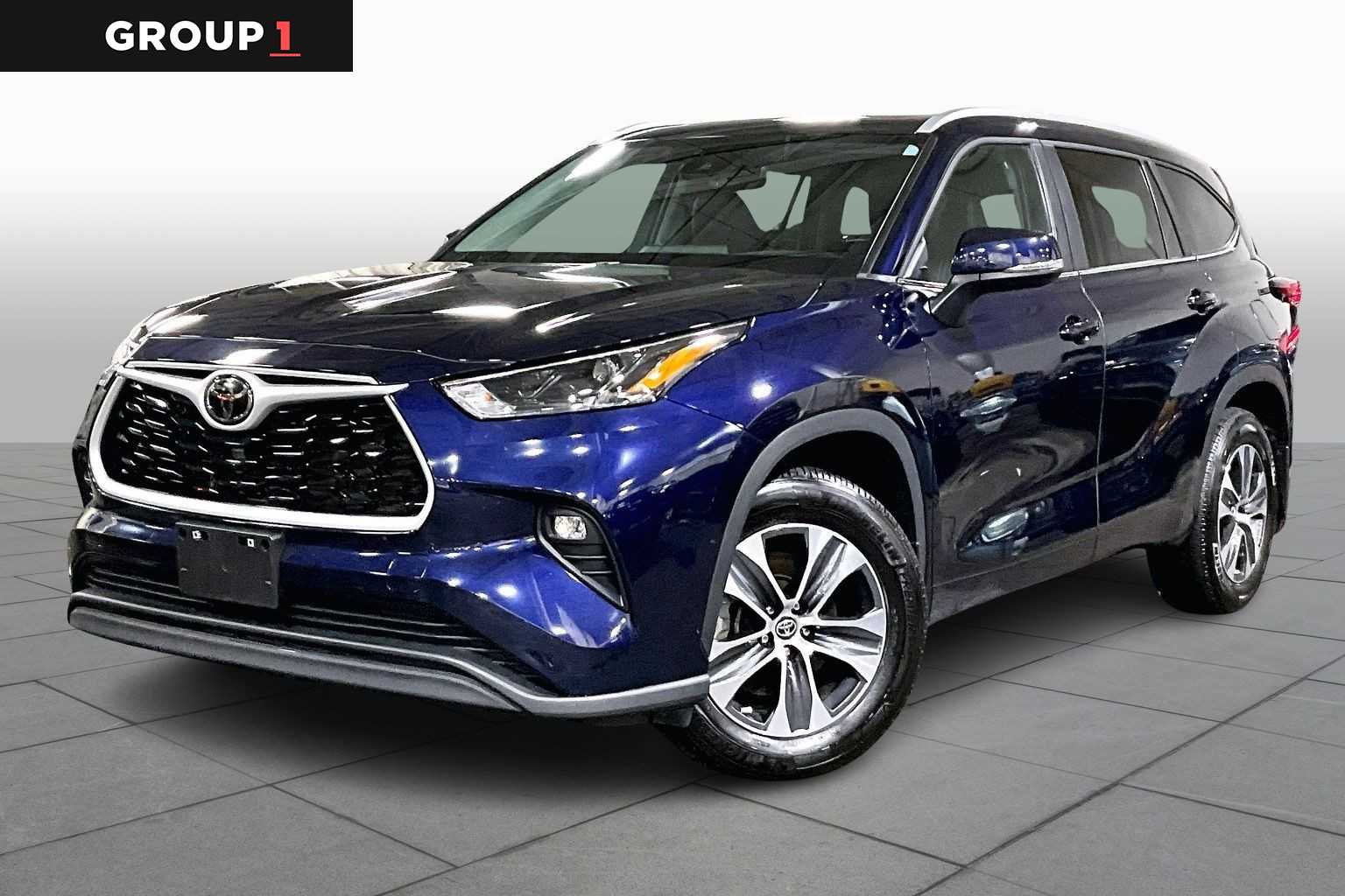 2024 Toyota Highlander XLE's photo
