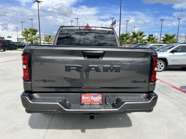 2025 Ram 1500 Big Horn Lone Star photo 4