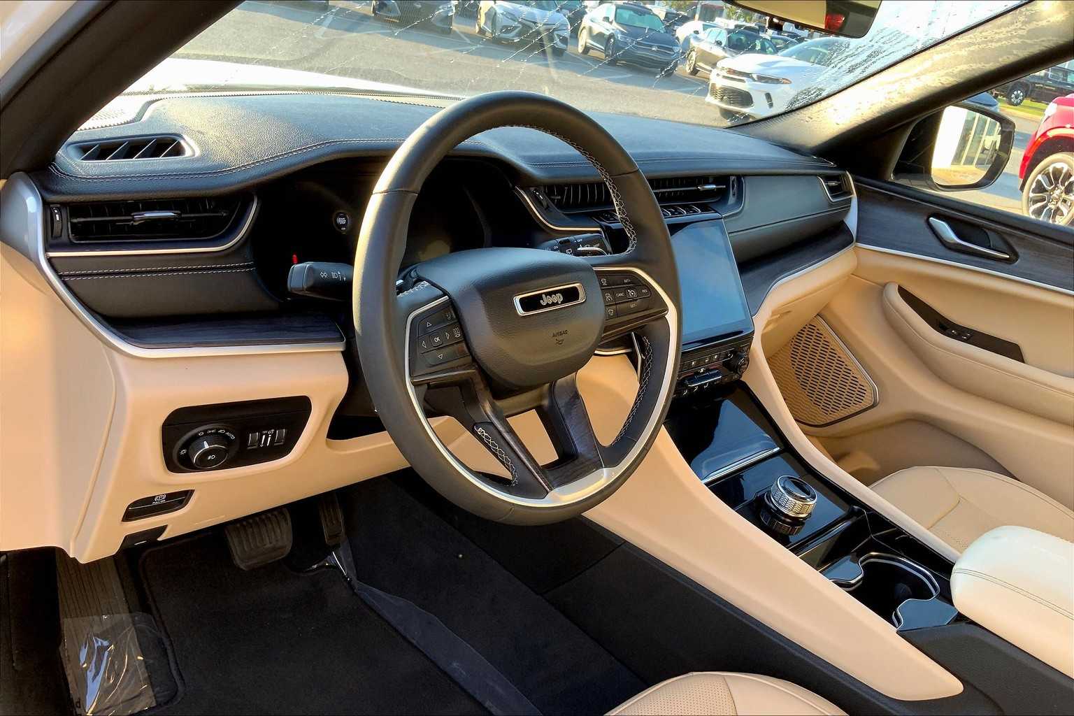 2023 Jeep Grand Cherokee Limited photo 15