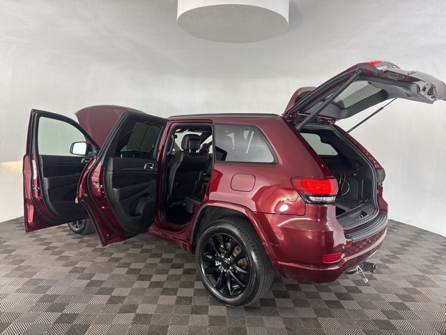 2021 Jeep Grand Cherokee Laredo X photo 14