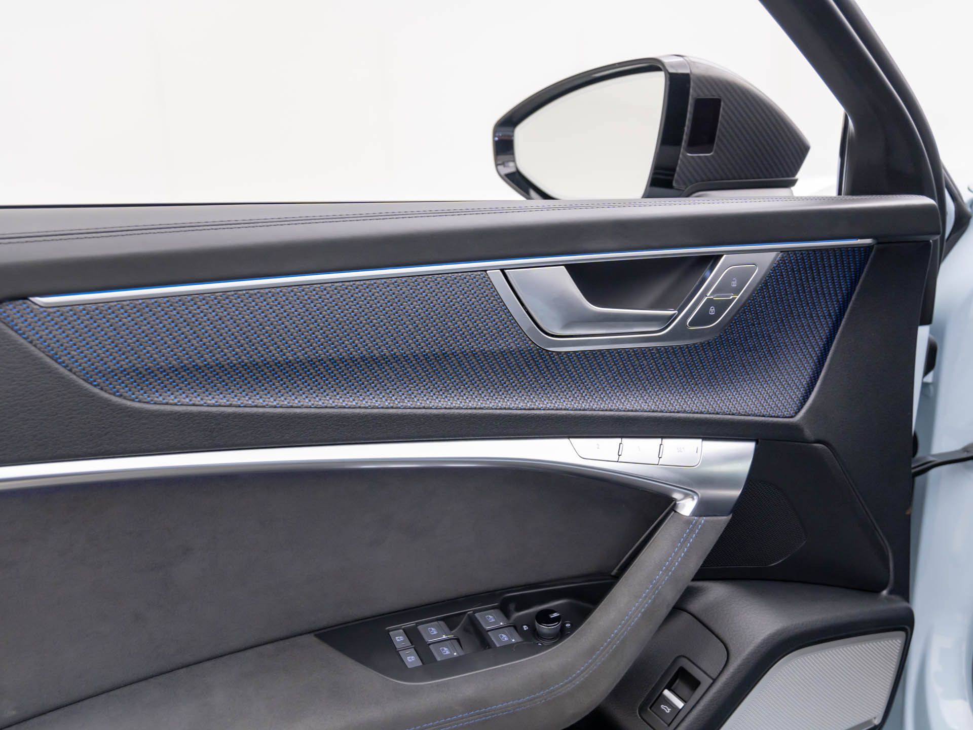 2025 Audi RS 6 Avant Performance Base photo 12