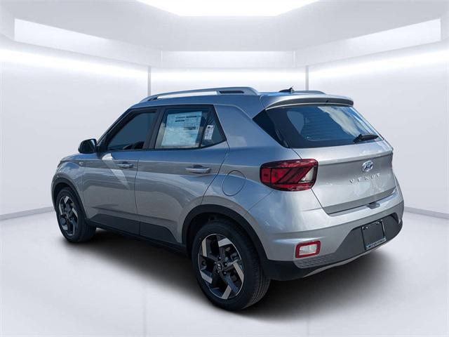 2026 Hyundai Venue SEL photo 4