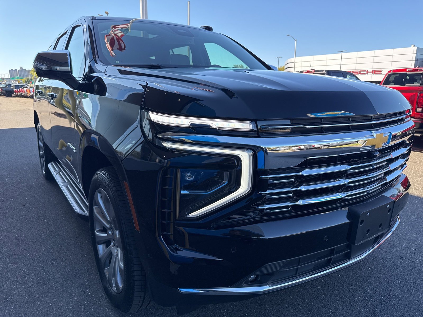 2025 Chevrolet Tahoe Premier photo 4