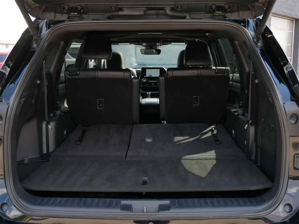 2024 Toyota Highlander XSE photo 11