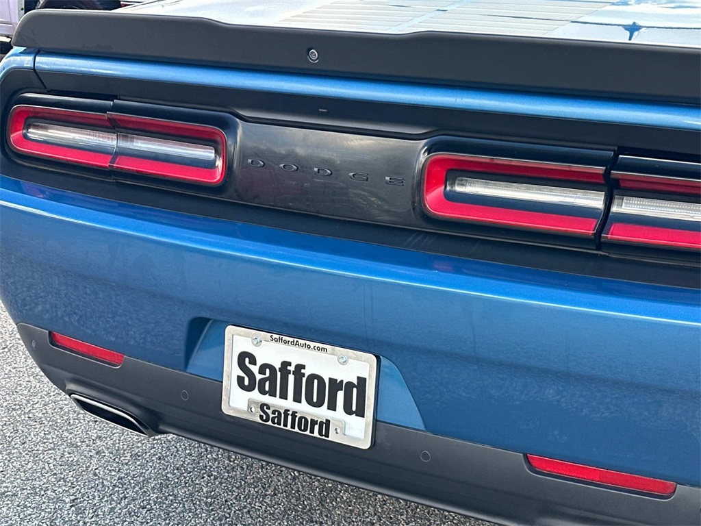 2020 Dodge Challenger SXT photo 11