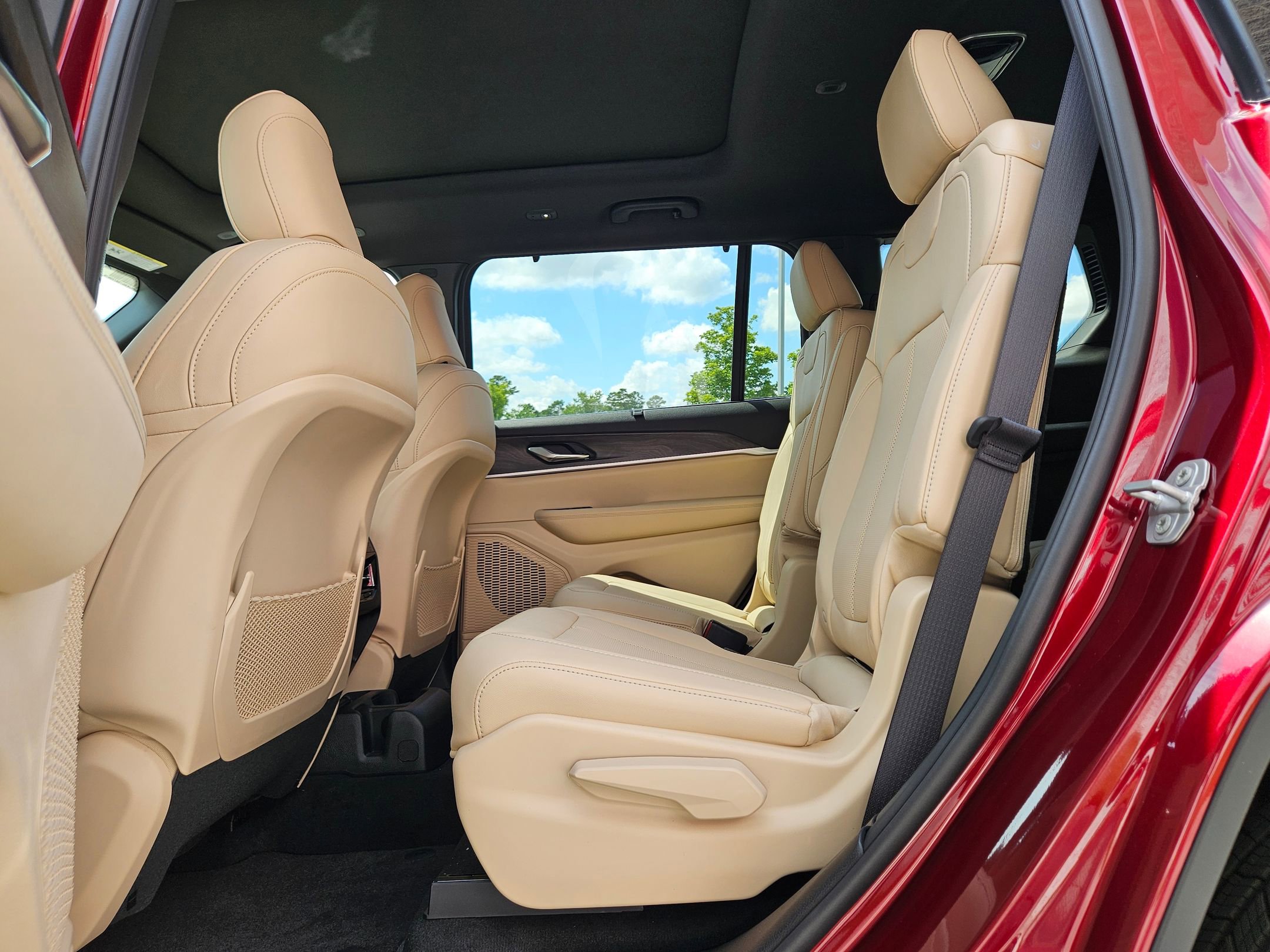 2025 Jeep Grand Cherokee Limited photo 23