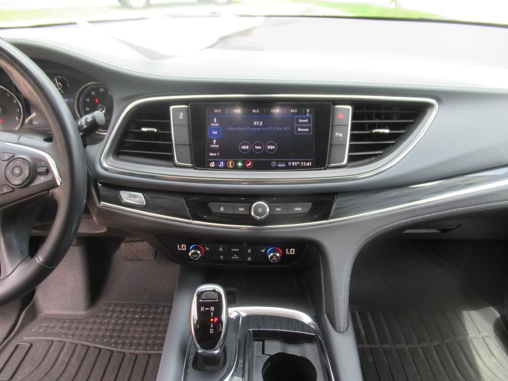 2021 Buick Enclave Preferred photo 19