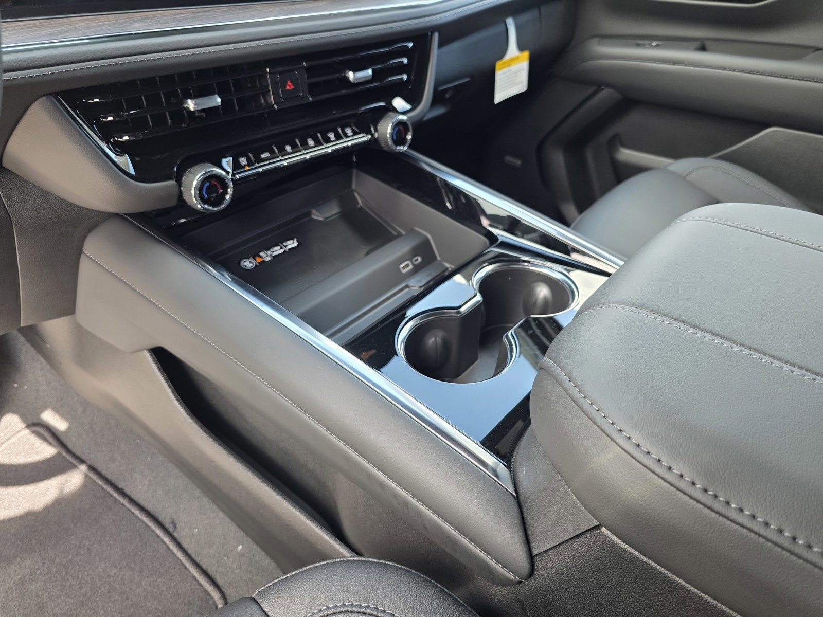 2026 Chevrolet Tahoe LT photo 29