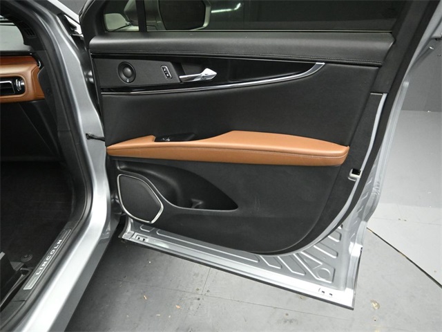 2023 LINCOLN NAUTILUS - Image 34