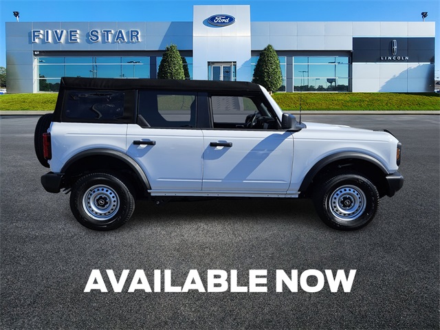 2025 Ford Bronco Base photo 9