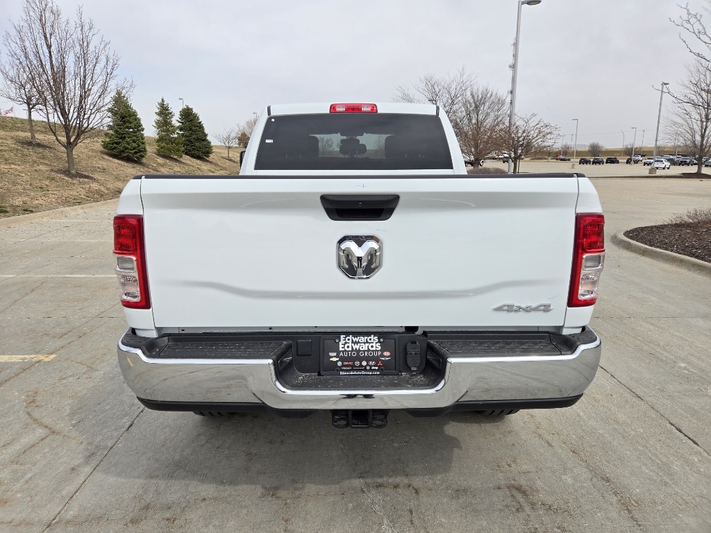 2024 Ram 2500 Tradesman photo 4