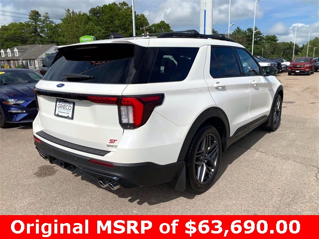 2025 Ford Explorer ST photo 3
