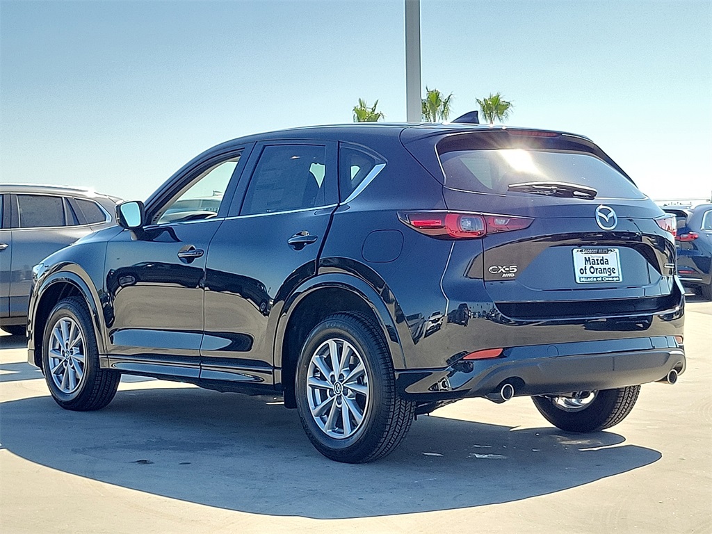 2025 Mazda CX-5 2.5 S Preferred photo 3