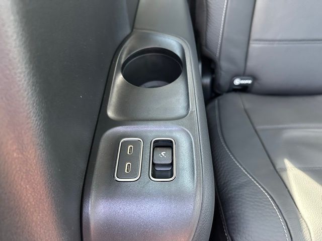 2025 Mercedes Benz GLS 450 4MATIC photo 38